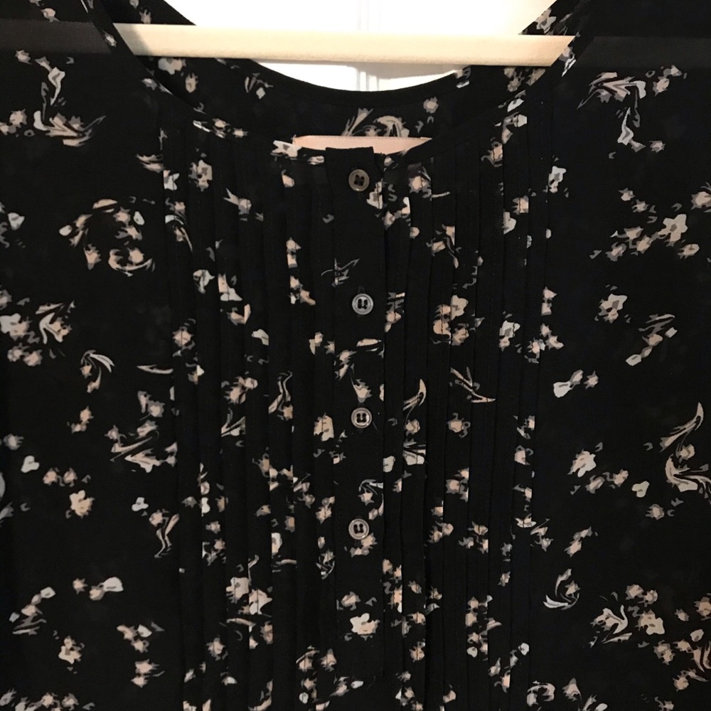 Black Floral Philosophy Blouse - Picture 3 of 6